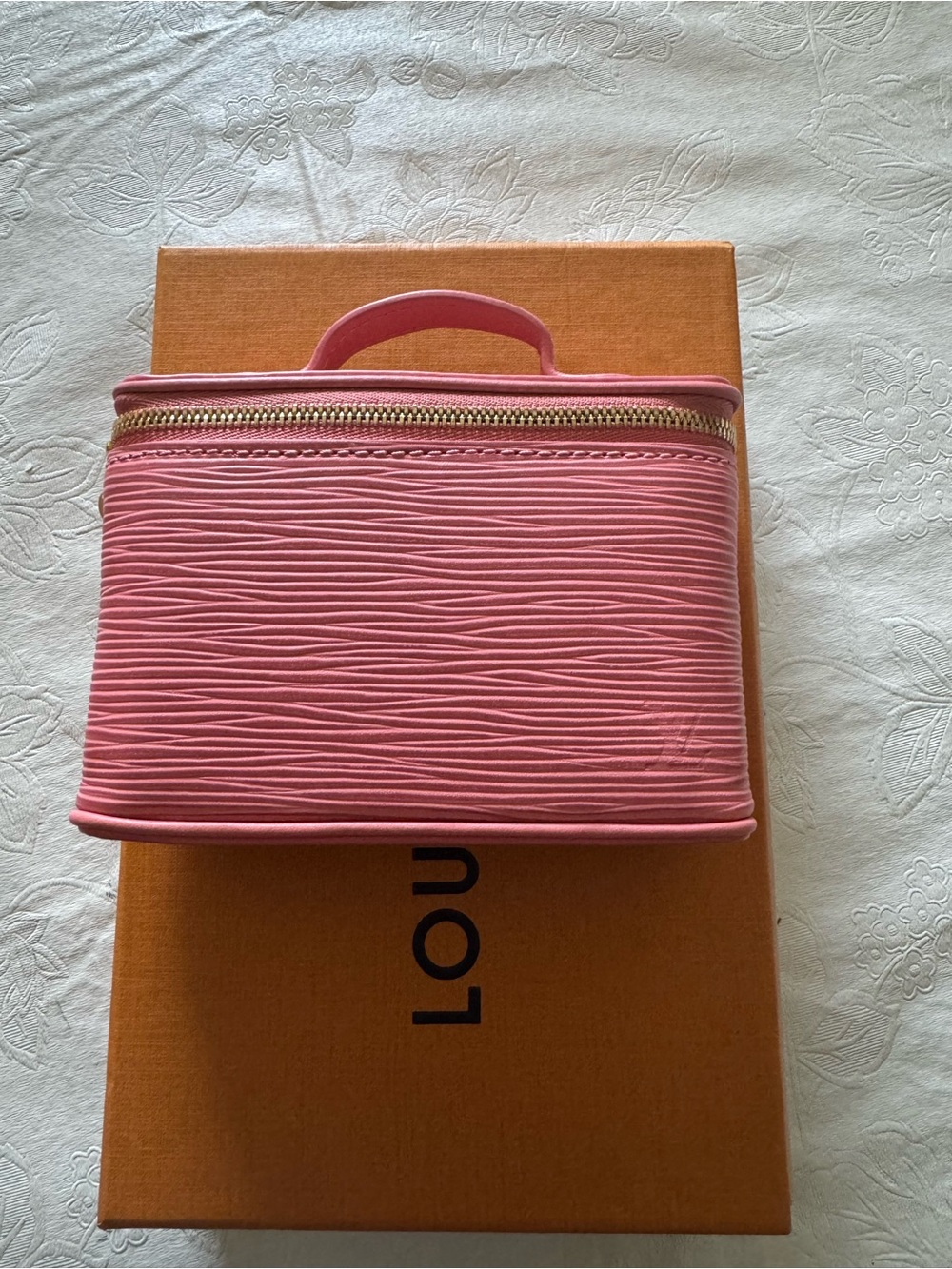 Louis Vuitton Pink Epi Leather Nice Beauty - Picture 1 of 7